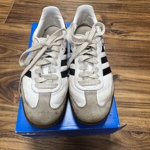 Adidas Samba OG leather Cloud White and Core Black color-way, size 5
